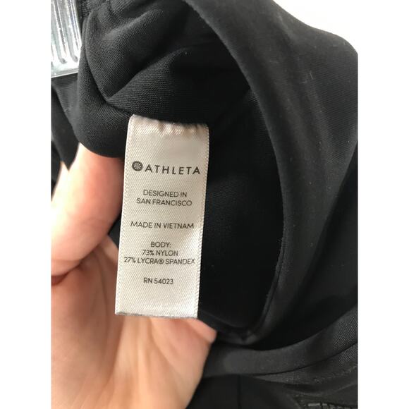 Athleta Stellar Crop Pants Black Women's Medium Petite Travel Sporty Easy - Picture 8 of 11